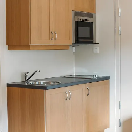 Solund Leileghetshotell Ξενοδοχείο με διαμερίσματα Hardbakke