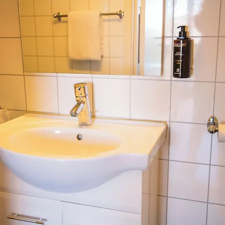 Solund Leileghetshotell Apartahotel