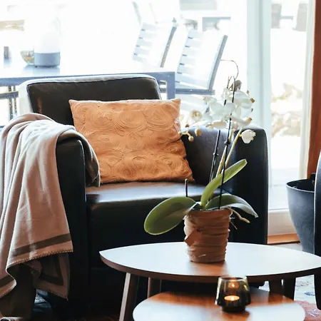 Solund Leileghetshotell 3*